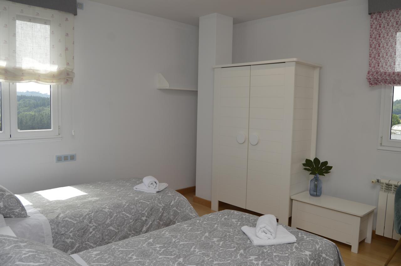 Pensión Suites Camiño Norte Vilalba Habitación foto